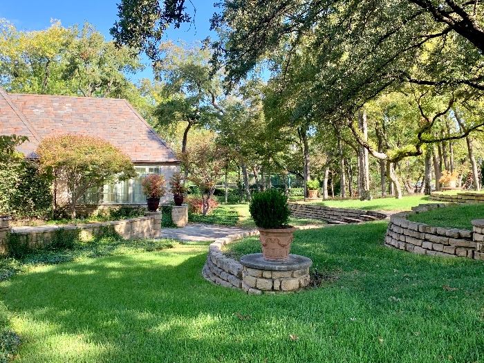 Trevino-Country-estate-ext-1