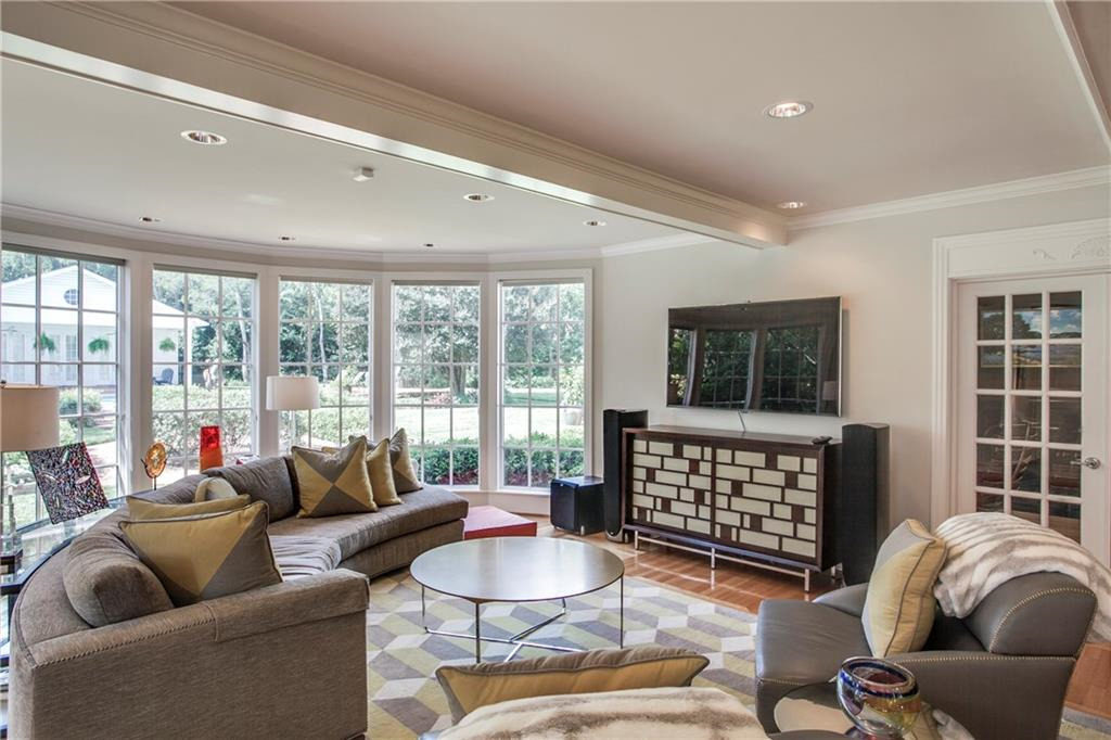 4665-Meadowood-ext-long-1024x682