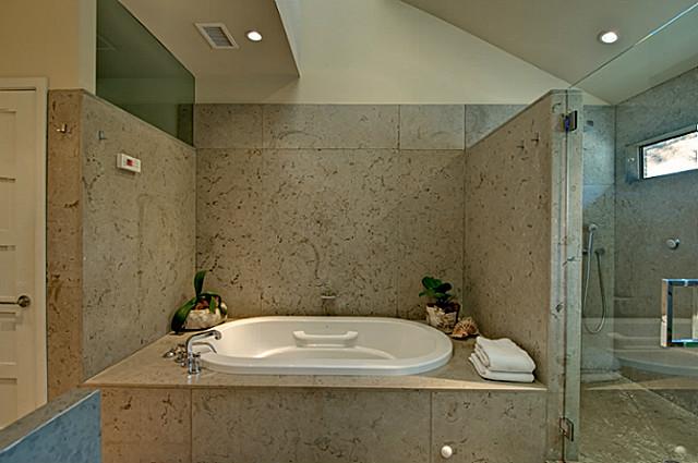 8205 Forest Hills Master Bath