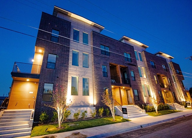 Park-Plaza-Townhomes1
