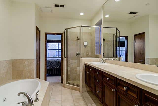 2411-Hall-Street-master-bath