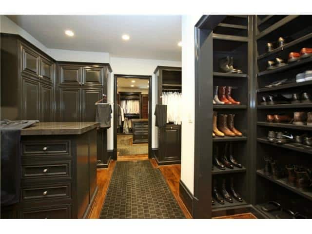 3801-Normandy-master-closet-2