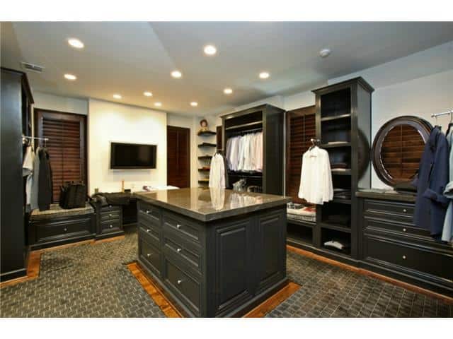 3801-Normandy-master-closet