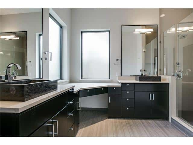 3807-Van-Ness-Master-Bath