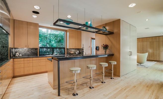 3908-Euclid-kitchen-island