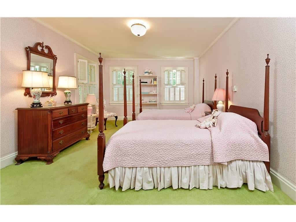 4248-Armstrong-pink-bedroom-2-1024x768