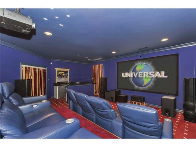 50-Picadilly-Park-media-room