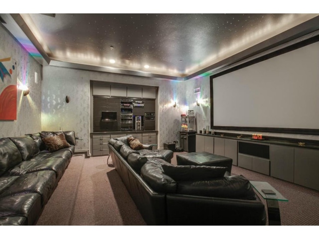 533-White-Chapel-Home-Theater