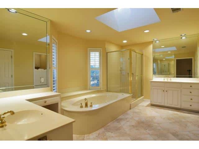 5805-Trail-Meadow-master-bath