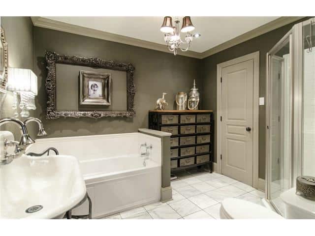 6153-Ellsworth-Master-Bath