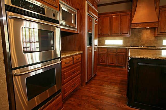 621-Shoreview-Kitchen