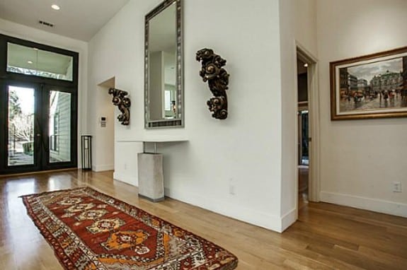 6406-Forest-Creek-foyer-575x382