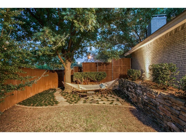 7719-Lemmonwood-Backyard