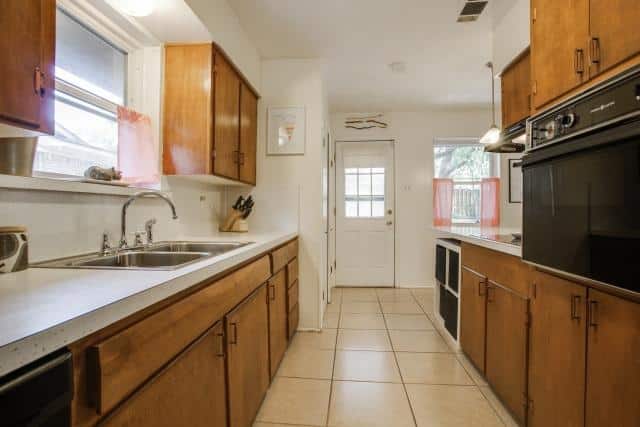 8931-Stanwood-Kitchen