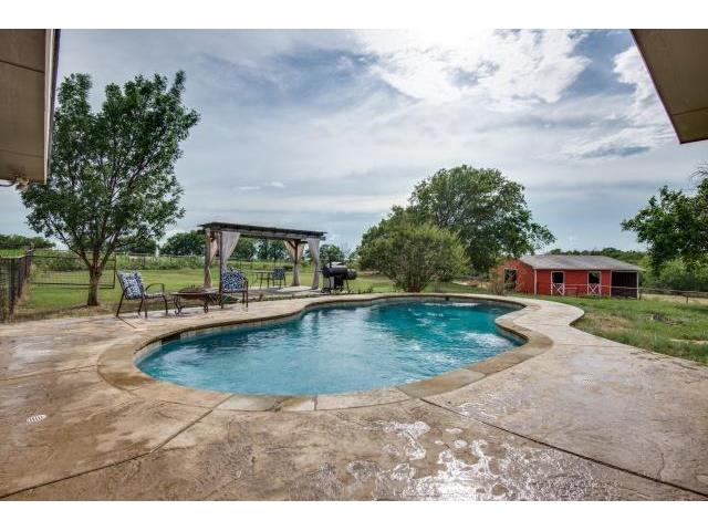 8955-Santa-Fe-Pool-Yard