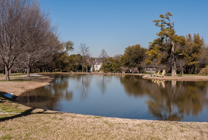 Hicks-Grounds-Pond-at-Entry-Area1