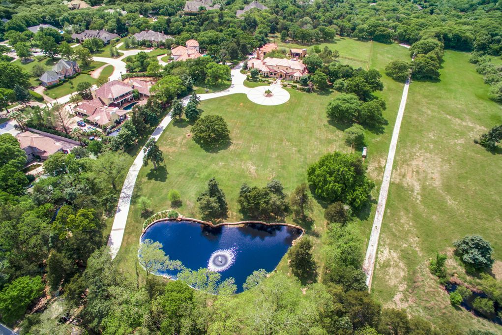 SOUTHLAKE-1900-Shady-Oaks-Aerial