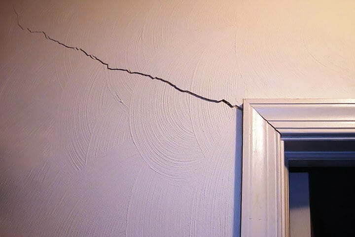 Sheetrock-Cracking-720x480-1