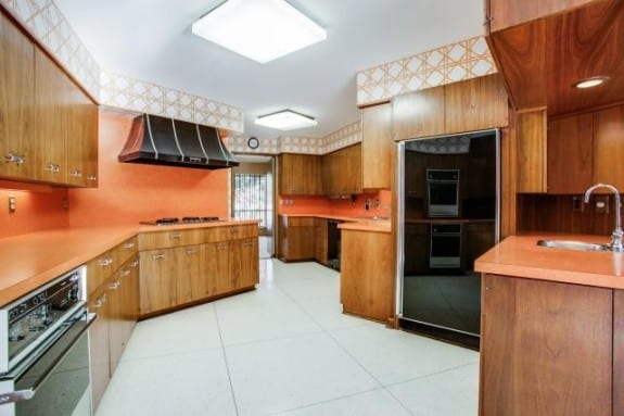 Snavely-Kitchen-575x383