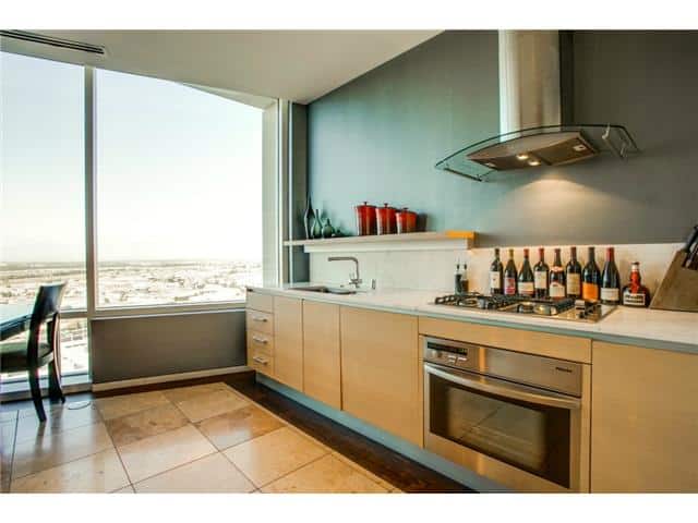 The-W-Residences-Unit-2001-Kitchen-2